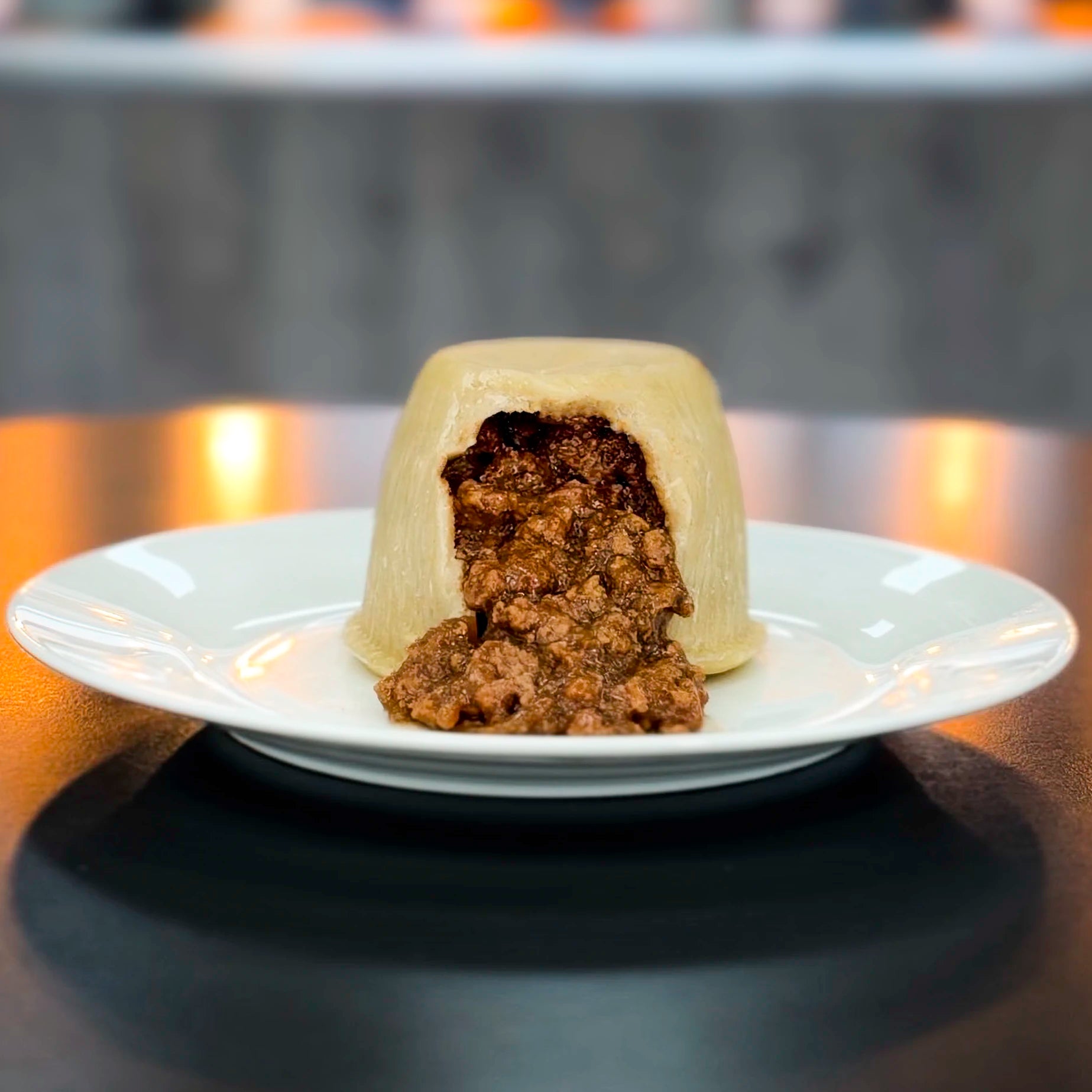 Best steak pudding delivery in the UK. Proper british minced steak pudding in rich gravy and a soft, suet pudding pastry.
